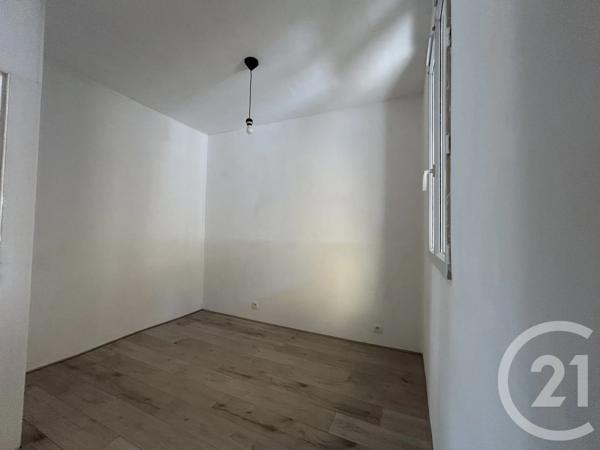 Maison à vendre  2 pièces - 37 m 2   STAINS  - 93