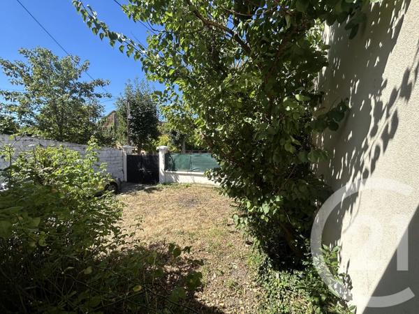 Maison à vendre  2 pièces - 37 m 2   STAINS  - 93