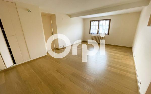 Maison à vendre    6 pièces • 148 m2 Antony