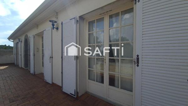 Ensemble immonilier proche mer.