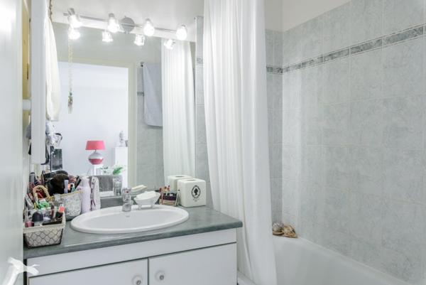 Appartement à vendre |  Seilh |  2 pièces | 41 m²