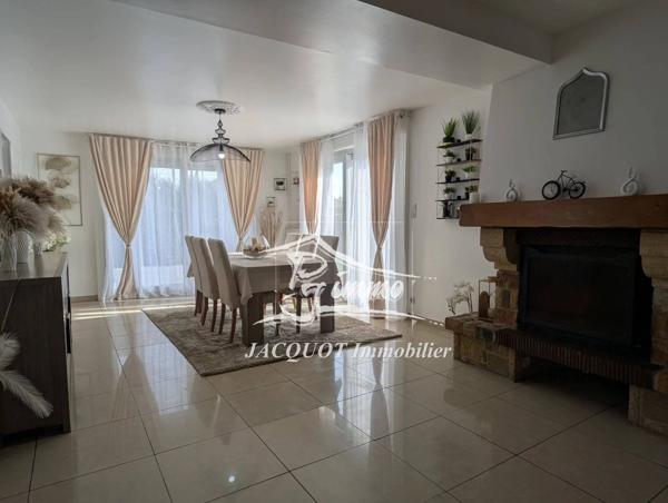 Vente immobilière : Maison à Halluin  7 pièces 212 m² 500 000 €- Jacquot Immobilier.