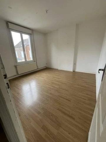MAISON-6 PIÈCES