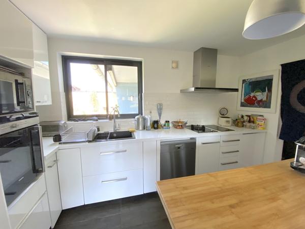 Maison 5 Pièces – Pessac