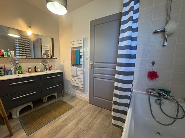 Maison Port Des Barques Plain-pied 121m² - 3 chambres Garage