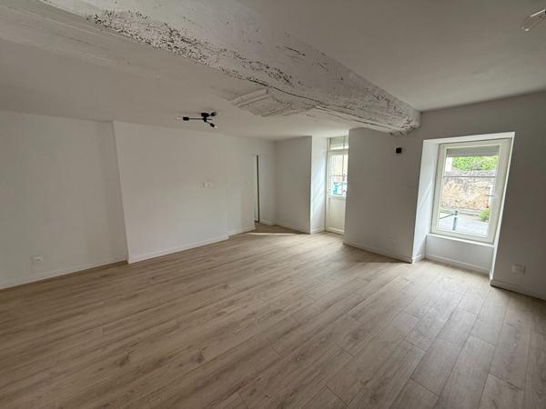 Appartement Saint Aubin De Luigne 3 pièce(s) 51.23 m2