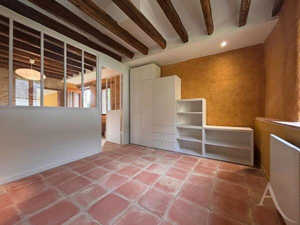 Maison rénovée au coeur du domaine du Château de Maupas Morogues