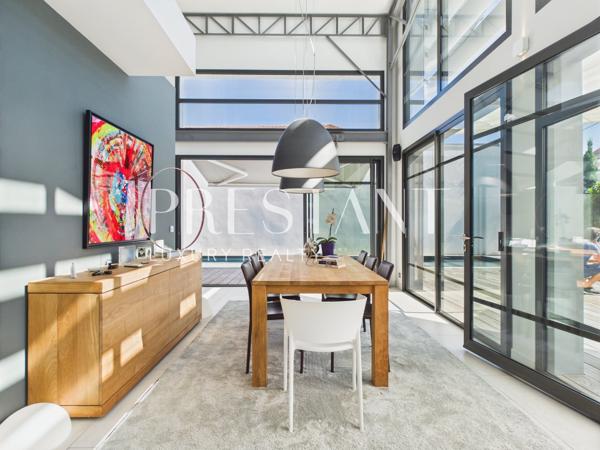 Villa contemporaine avec piscine à Biarritz – 400 m² à 2 min à vélo des plages, BIARRITZ