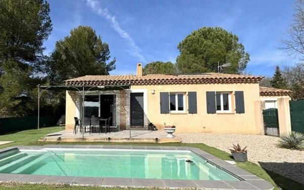 Maison à vendre    5 pièces •  Brignoles