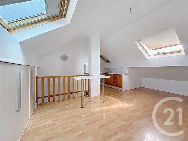 Appartement F2 à vendre  2 pièces - 31 m 2   HOUILLES  - 78