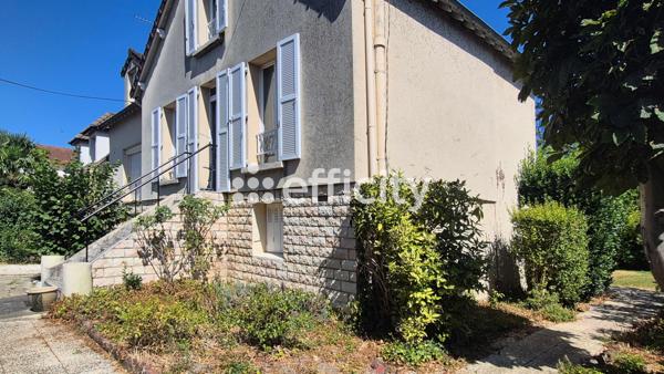Maison
         5 pièces
        - 109 m² Exclusivité 399 000 € *
