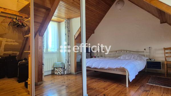 Maison
         5 pièces
        - 109 m² Exclusivité 399 000 € *