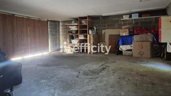 Maison
         5 pièces
        - 109 m² Exclusivité 399 000 € *