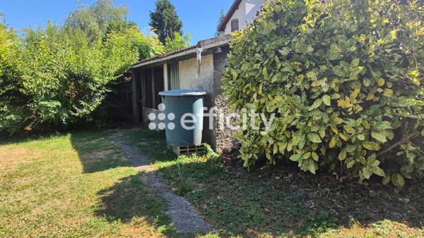 Maison
         5 pièces
        - 109 m² Exclusivité 399 000 € *