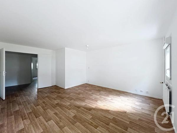 Appartement à vendre  3 pièces - 64 m 2   MELUN  - 77