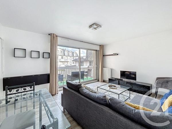 Appartement à vendre  3 pièces - 64 m 2   MELUN  - 77