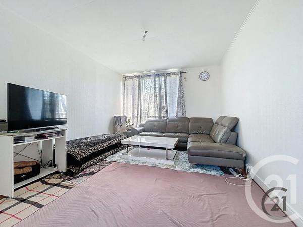 Appartement à vendre  3 pièces - 64 m 2   MELUN  - 77