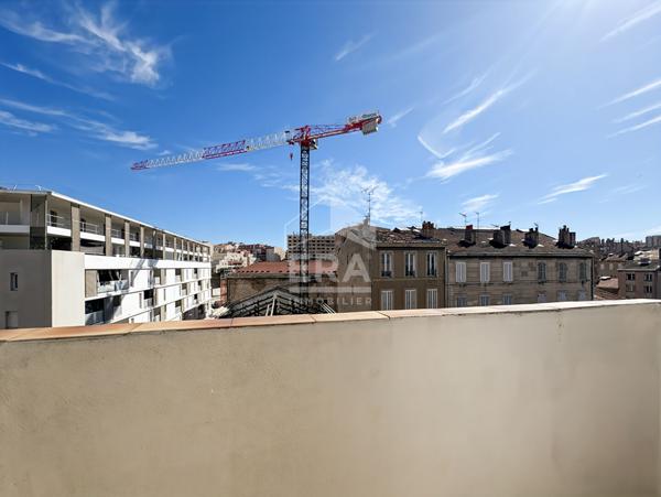 À vendre, appartement Type 3 48m2, balcon et cave, Marseille 13003