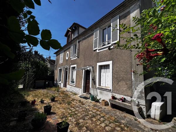Immeuble à vendre  270 m 2   NEMOURS  - 77