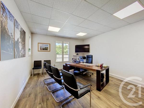 Immeuble à vendre  270 m 2   NEMOURS  - 77