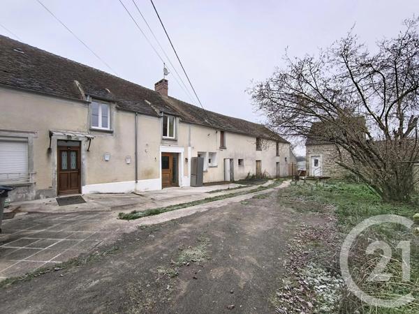 Immeuble à vendre  270 m 2   NEMOURS  - 77