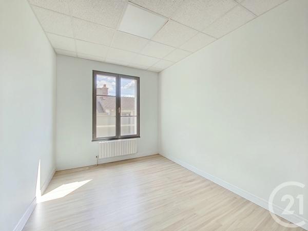 Immeuble à vendre  270 m 2   NEMOURS  - 77
