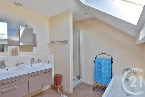 Maison à vendre  6 pièces - 145,06 m2 VIRY - 74