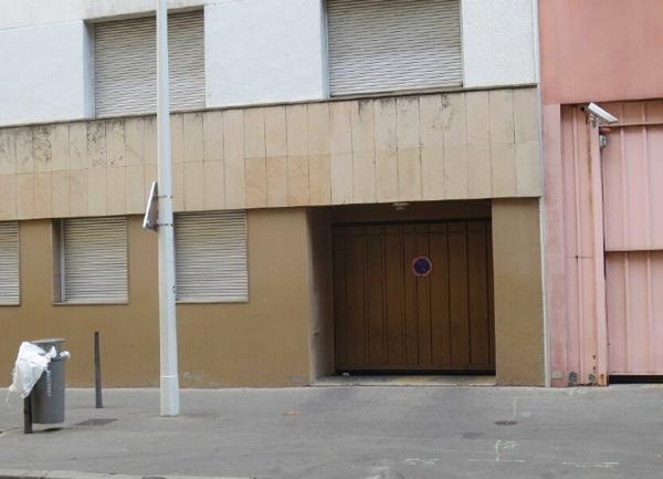 Stationnement à louer    13,50 m2 Lyon 7