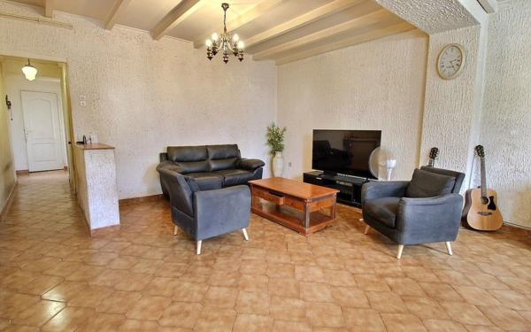 Maison à vendre    3 pièces •  Marseille 10