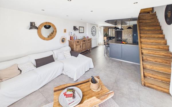 Maison à vendre    4 pièces • 96,22 m2 Les Marches