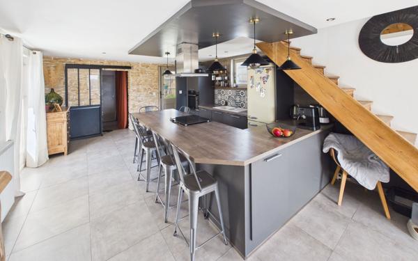 Maison à vendre    4 pièces • 96,22 m2 Les Marches