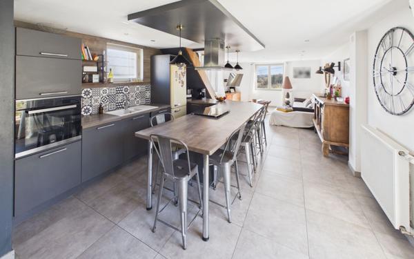 Maison à vendre    4 pièces • 96,22 m2 Les Marches