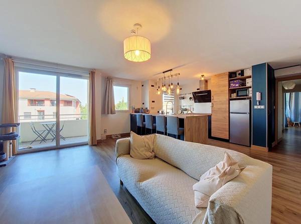 A VENDRE - Quartier Saint Martin du Touch - Appartement T4 de 84m² avec 2 places de parking et un balcon