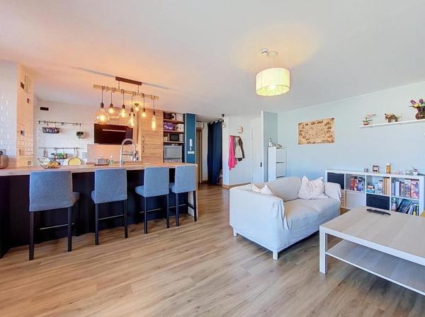 A VENDRE - Quartier Saint Martin du Touch - Appartement T4 de 84m² avec 2 places de parking et un balcon