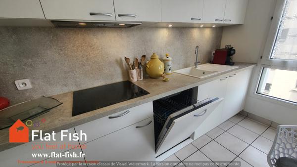 Lyon (69008) EXCLUSIVITÉ – T4 TRAVERSANT – 2 BALCONS avec GARAGE DOUBLE – CAVE – LYON 8e