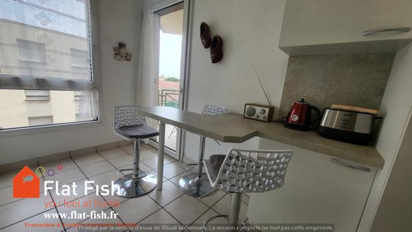 Lyon (69008) EXCLUSIVITÉ – T4 TRAVERSANT – 2 BALCONS avec GARAGE DOUBLE – CAVE – LYON 8e