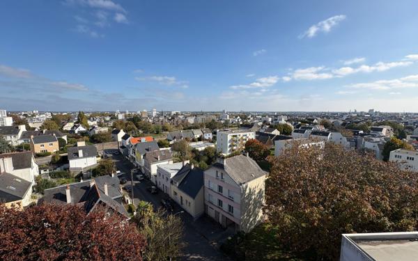 Appartement à vendre    3 pièces • 76,86 m2 Lorient