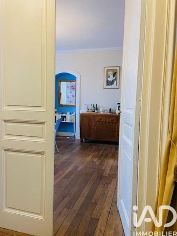 Maison à vendre 10 pièces 200 m² Authume