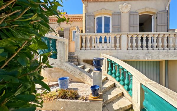 Maison à vendre    4 pièces • 181,87 m2 Port-de-Bouc