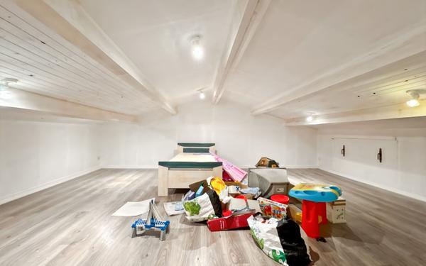 Maison à vendre    4 pièces • 181,87 m2 Port-de-Bouc