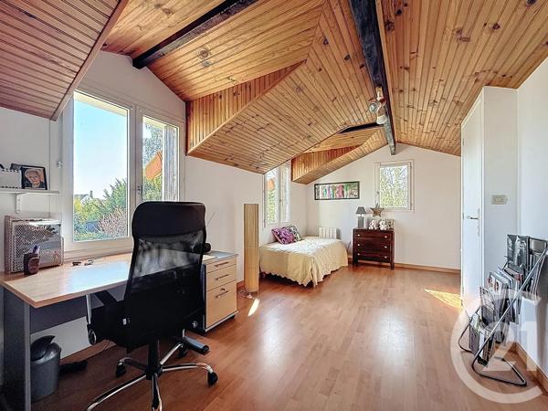 Maison à vendre  7 pièces - 186 m 2   STE GENEVIEVE DES BOIS  - 91