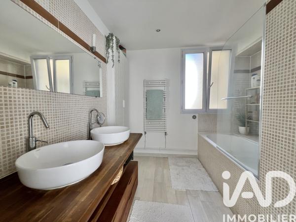 Appartement à vendre 4 pièces 92,14 m² Puteaux