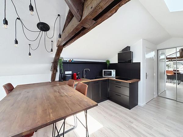 Location appartement Châlons-en-Champagne - 2 pièce(s) - 49 m² - 750 €/mois