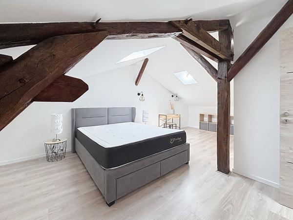 Location appartement Châlons-en-Champagne - 2 pièce(s) - 49 m² - 750 €/mois