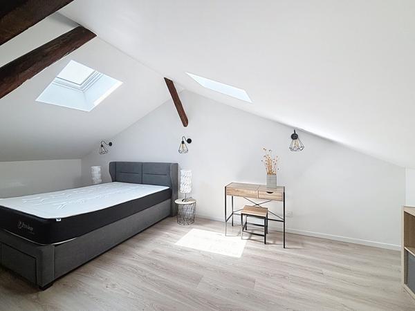 Location appartement Châlons-en-Champagne - 2 pièce(s) - 49 m² - 750 €/mois