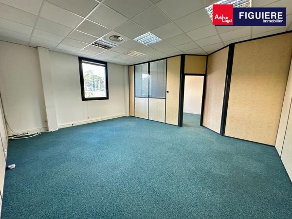 Bureaux de bon standing avec parking disponible