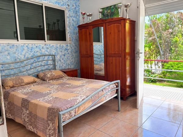 Maison à GOYAVE, 97128 - 7 pièces 160m²