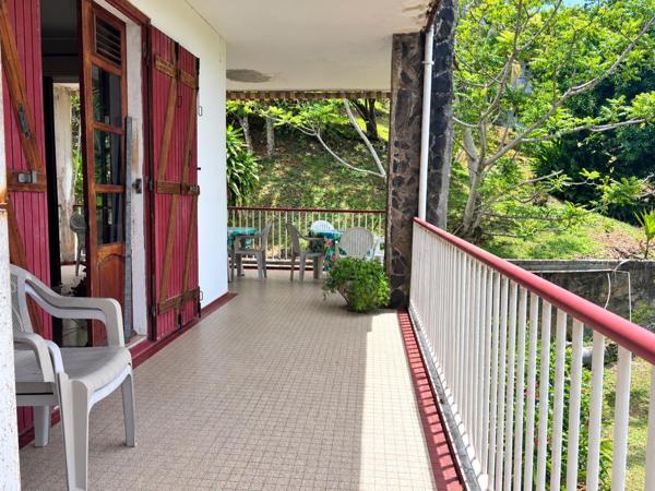 Maison à GOYAVE, 97128 - 7 pièces 160m²