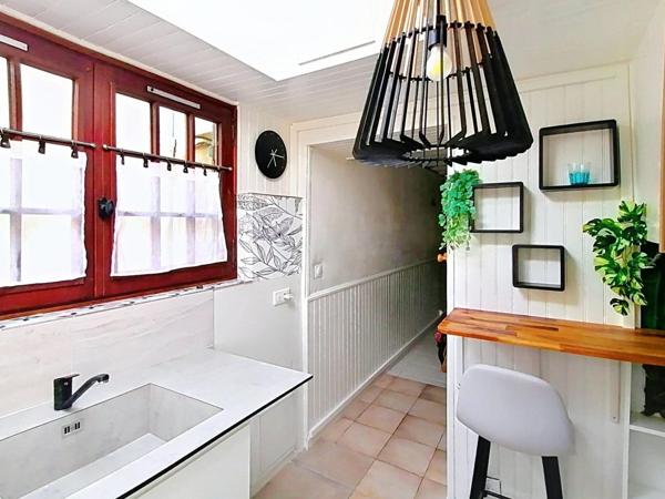 Très beau studio entièrement rénové proche de tout