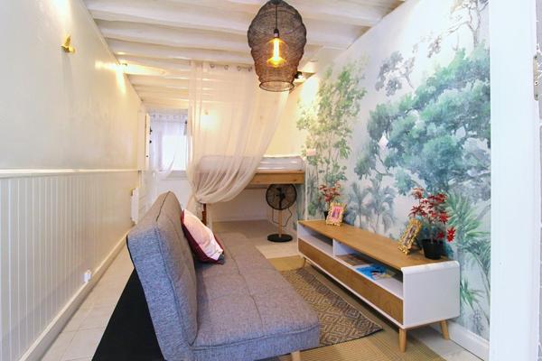 Très beau studio entièrement rénové proche de tout